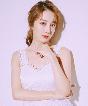 李依晓