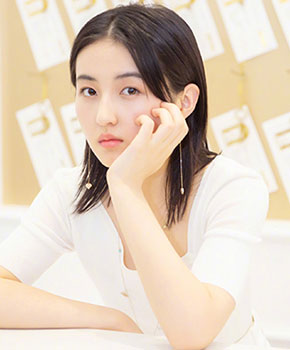 张子枫